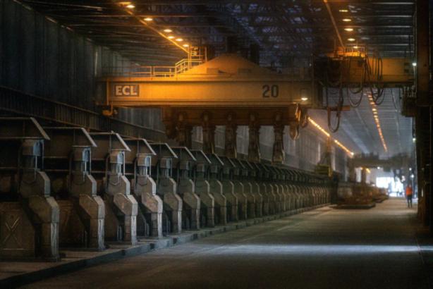 Aluminium smelter internal